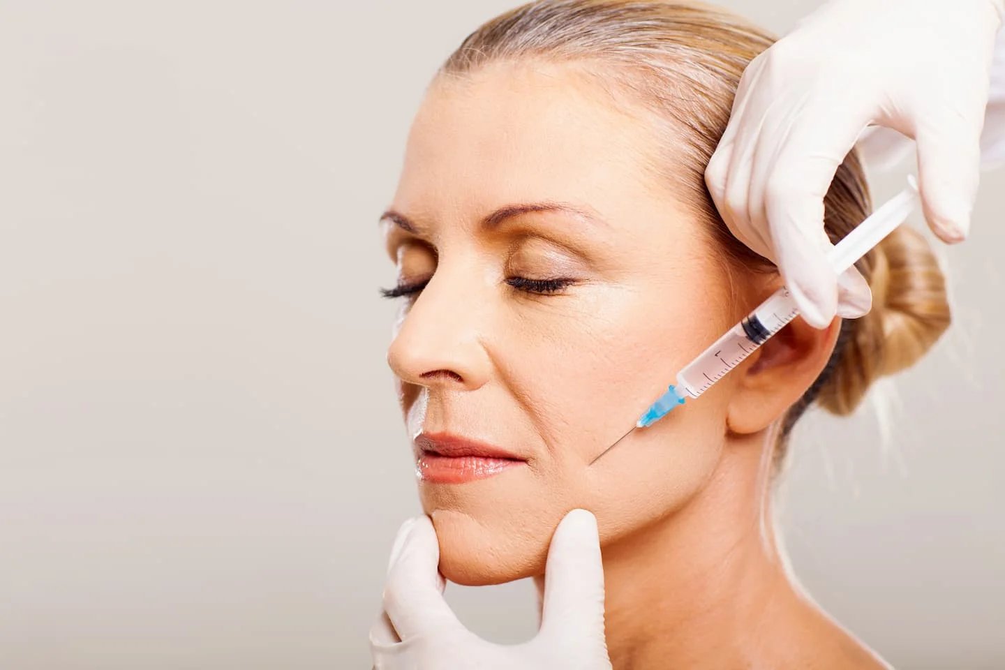 Compare Dysport® vs BOTOX® to see which smooths wrinkles best. Learn key differences, benefits, and why BOTOX® is preferred at Ageless Health Institute.